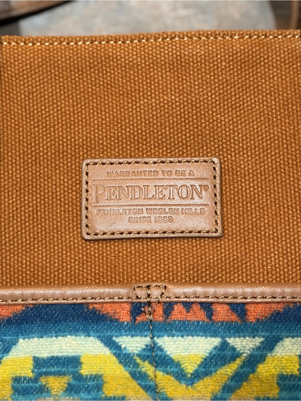 Pendleton- Women's Wool Alto Mesa Market Tote - Picture 4 of 12
